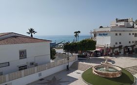 Apartamento Lidia Planta 2, La Carihuela 1ª Linea Playa, Vistas Mar, Buhardilla 1 Dormitorio, 40 M2, 1-3 Huesped, Terraza, Wifi