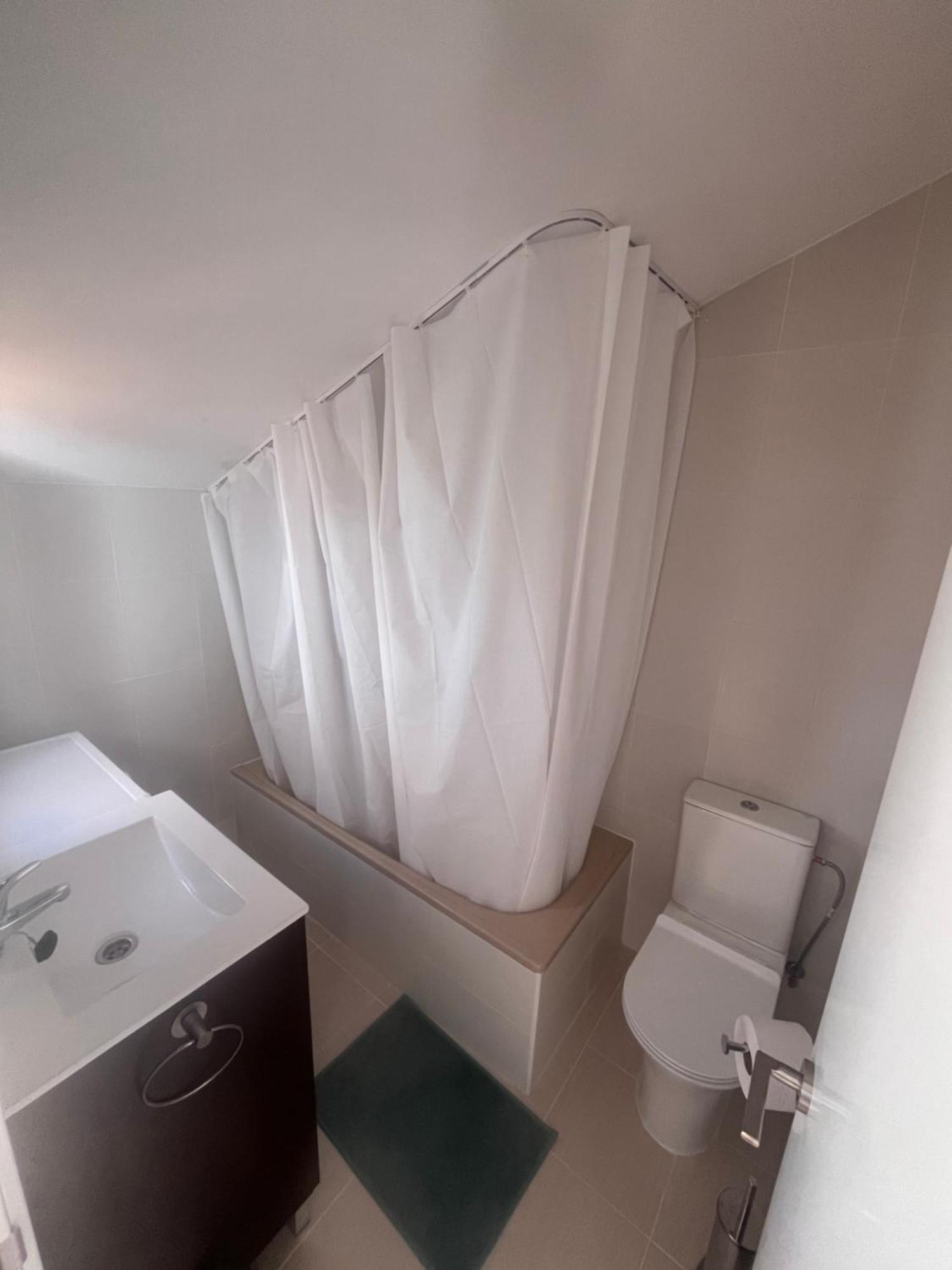 Apartamento Lidia Planta 2, La Carihuela 1ª Linea Playa, Vistas Mar, Buhardilla 1 Dormitorio, 40 M2, 1-3 Huesped, Terraza, Wifi Torremolinos Buitenkant foto