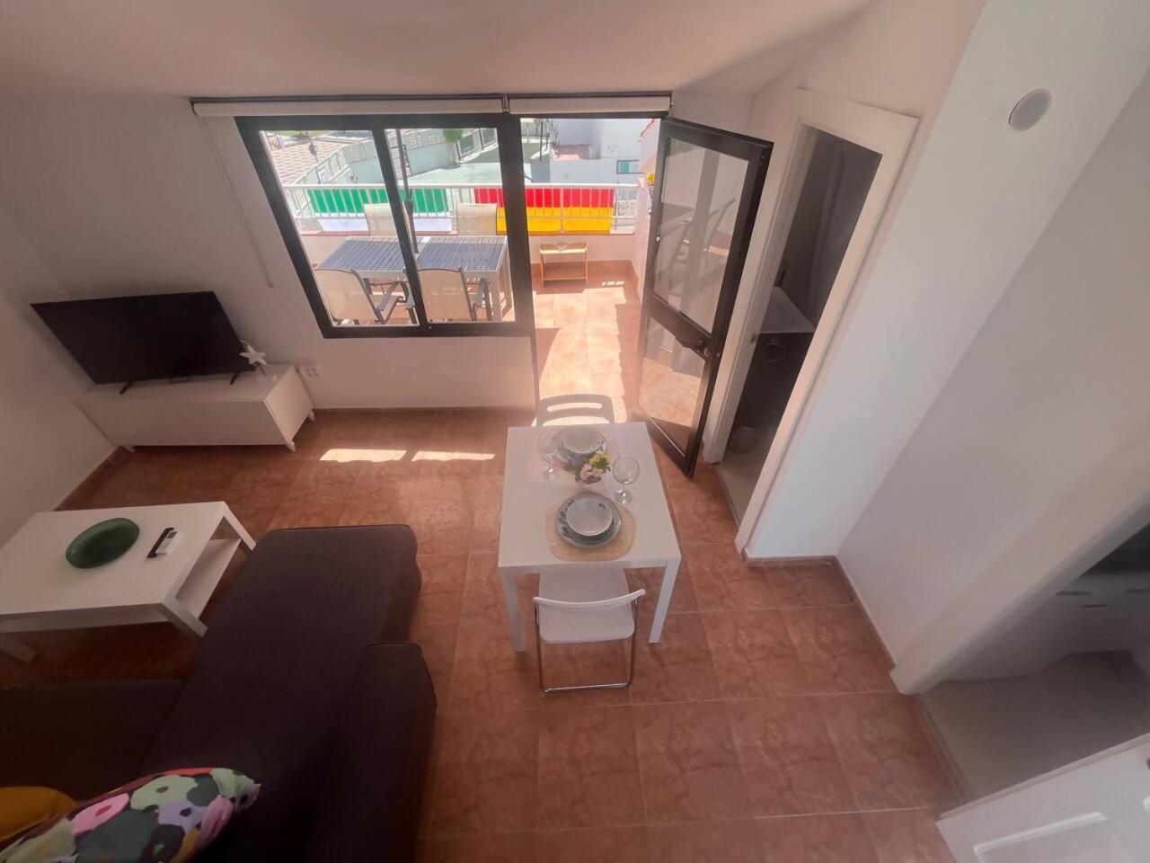 Apartamento Lidia Planta 2, La Carihuela 1ª Linea Playa, Vistas Mar, Buhardilla 1 Dormitorio, 40 M2, 1-3 Huesped, Terraza, Wifi Torremolinos Buitenkant foto
