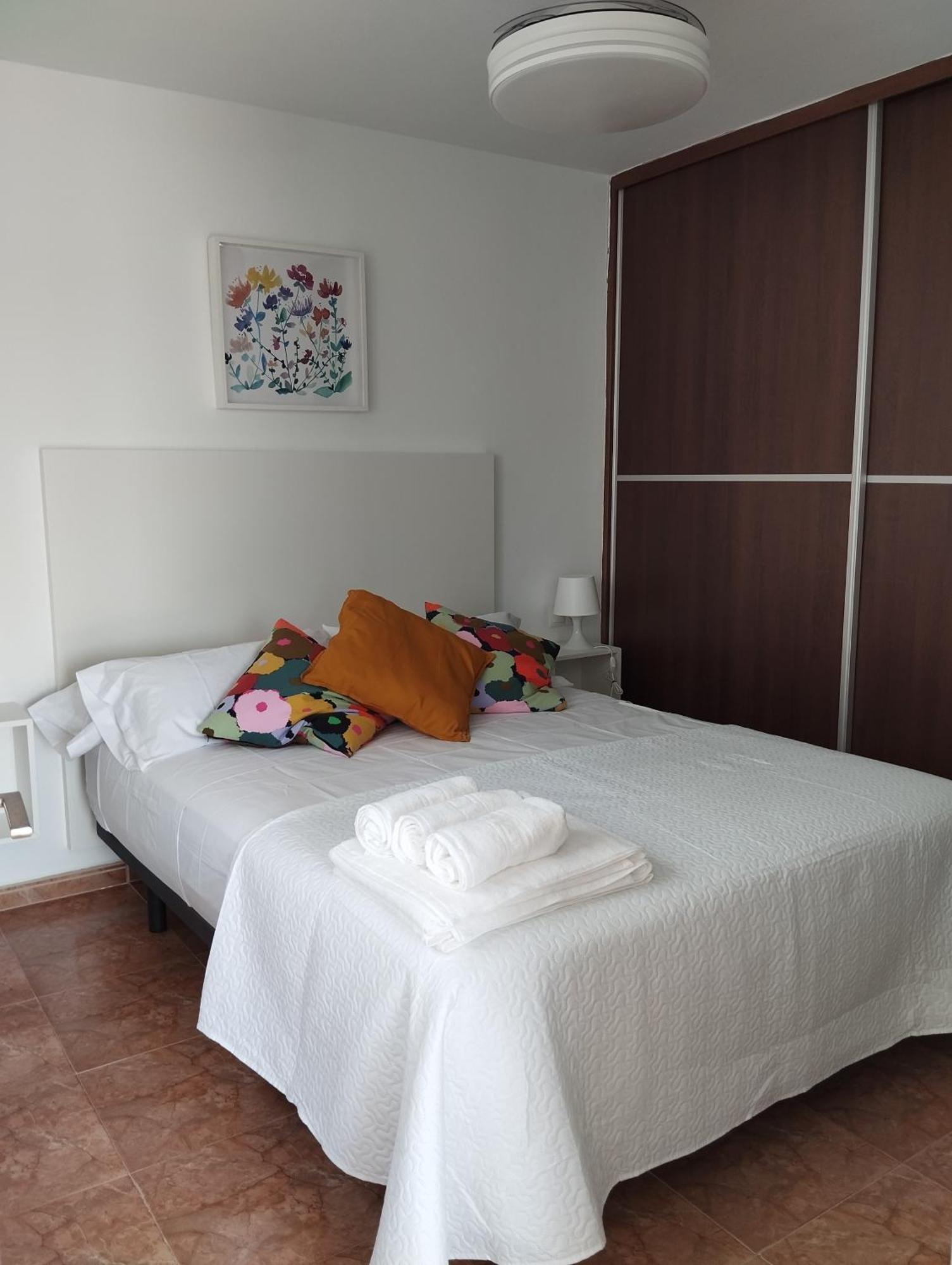 Apartamento Lidia Planta 2, La Carihuela 1ª Linea Playa, Vistas Mar, Buhardilla 1 Dormitorio, 40 M2, 1-3 Huesped, Terraza, Wifi Torremolinos Buitenkant foto