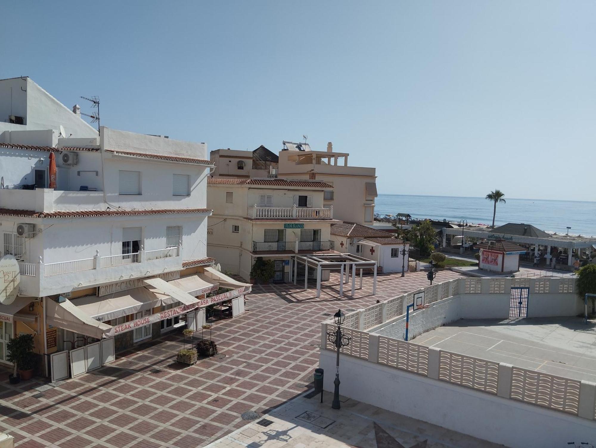 Apartamento Lidia Planta 2, La Carihuela 1ª Linea Playa, Vistas Mar, Buhardilla 1 Dormitorio, 40 M2, 1-3 Huesped, Terraza, Wifi Torremolinos Buitenkant foto